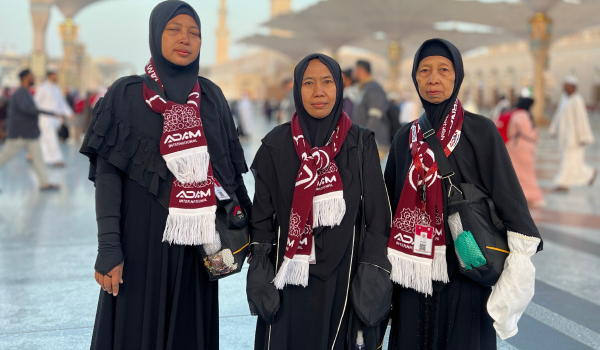 jamaah-umroh-adam-internasional-2