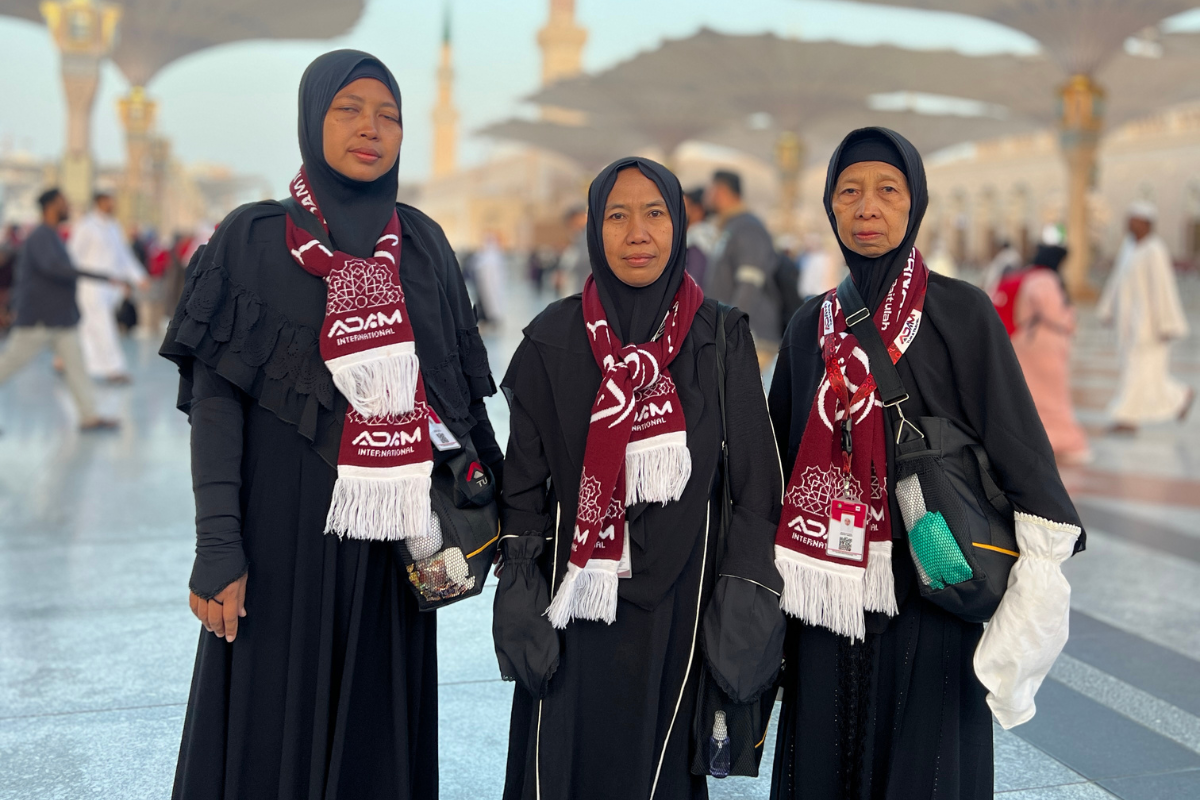 jamaah-umroh-adam-internasional-2